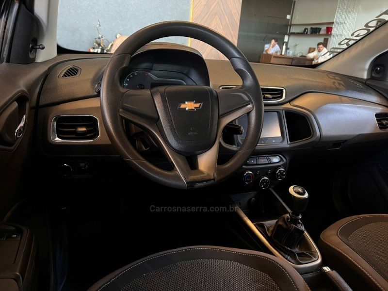 PRISMA 1.4 MPFI LT 8V FLEX 4P MANUAL - 2015 - CAMPO BOM
