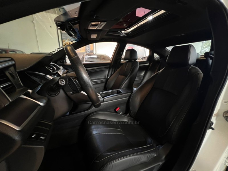 CIVIC 1.5 16V TOURING TURBO GASOLINA 4P AUTOMÁTICO - 2017 - CAMPO BOM
