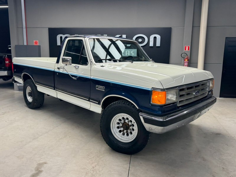 F-250 7.5 XLT LARIAT 4X2 V8 GASOLINA CS 2P AUTOMÁTICA - 1988 - CAXIAS DO SUL