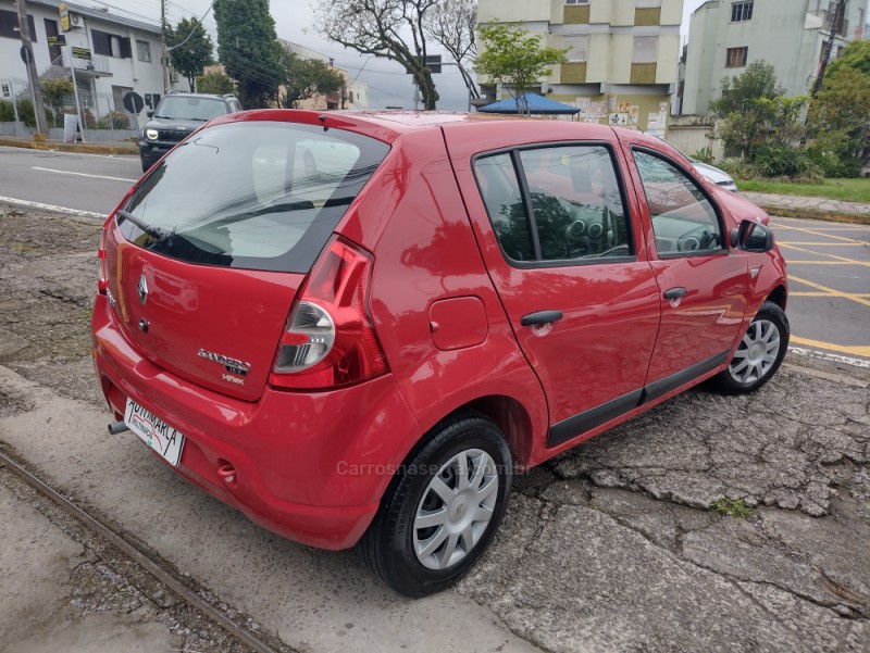 SANDERO 1.0 EXPRESSION 16V FLEX 4P MANUAL - 2011 - CAXIAS DO SUL