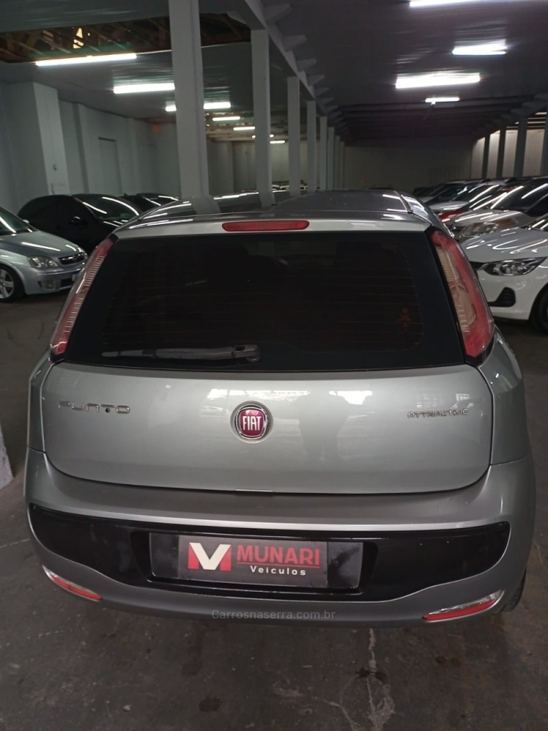 PUNTO 1.4 ATTRACTIVE 8V FLEX 4P MANUAL - 2014 - BENTO GONçALVES