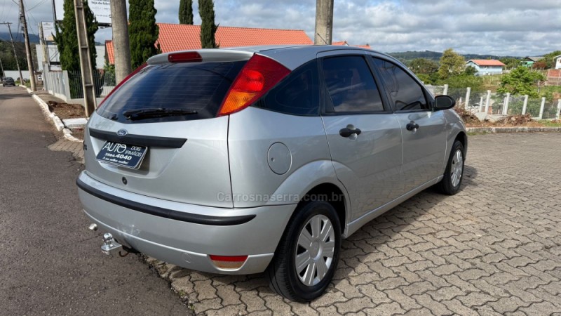 FOCUS 1.6 GL 8V FLEX 4P MANUAL - 2008 - DOIS IRMãOS