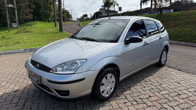 FOCUS 1.6 GL 8V FLEX 4P MANUAL - 2008 - DOIS IRMãOS