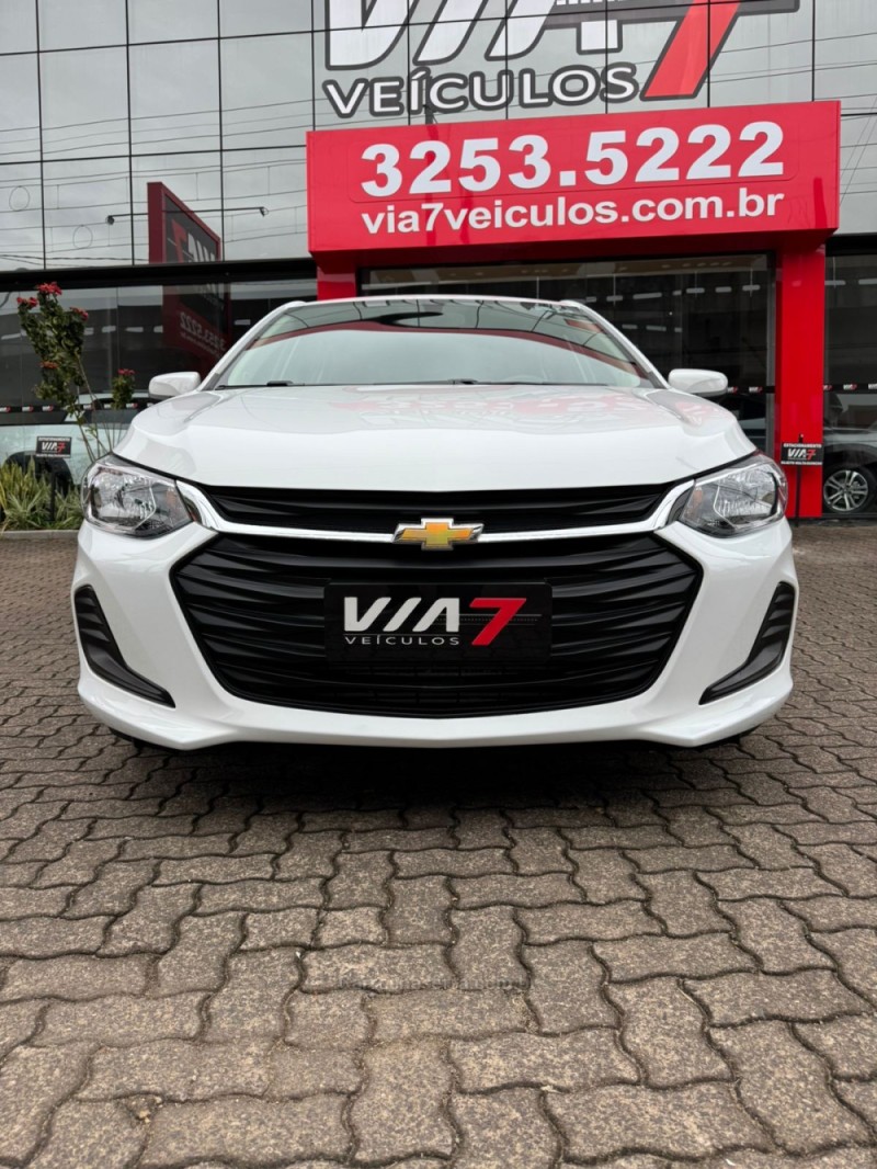 ONIX 1.0 LT 12V TURBO FLEX 4P MANUAL - 2023 - NOVO HAMBURGO