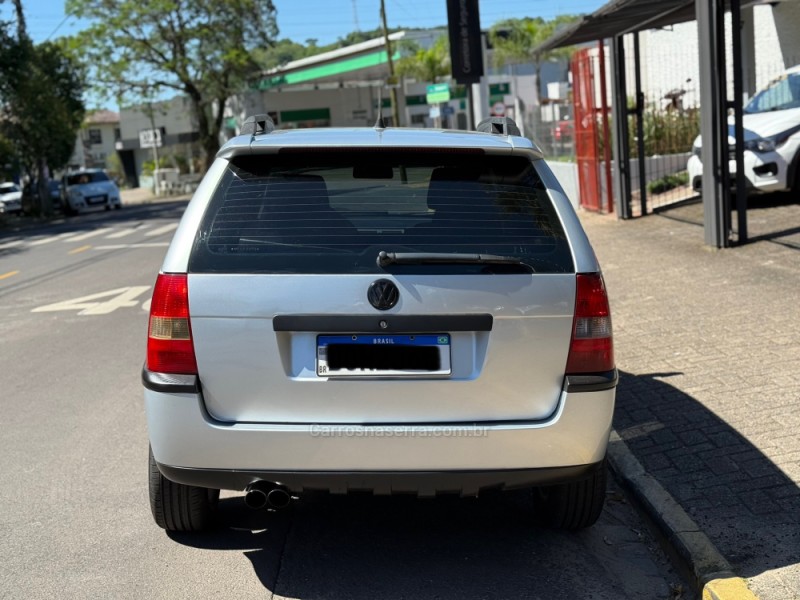 PARATI 2.0 MI 8V GASOLINA 4P MANUAL G.III - 2004 - PAROBé