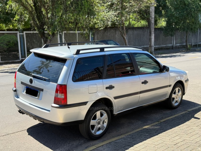 PARATI 2.0 MI 8V GASOLINA 4P MANUAL G.III - 2004 - PAROBé