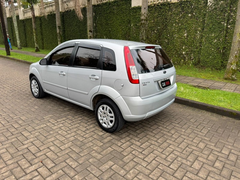 FIESTA 1.6 MPI CLASS HATCH 8V FLEX 4P MANUAL - 2009 - CAXIAS DO SUL