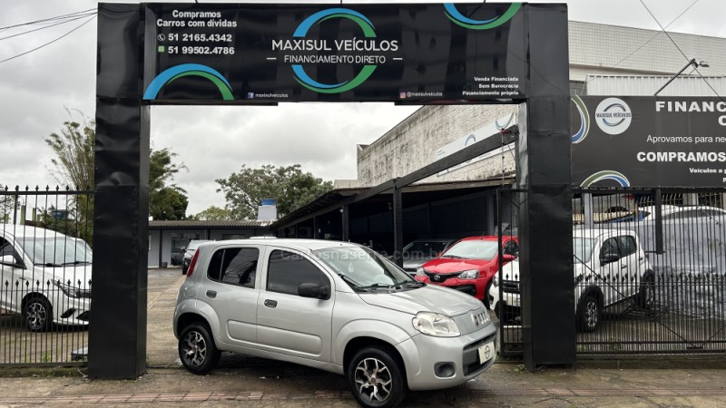 UNO 1.0 EVO VIVACE 8V FLEX 4P MANUAL
