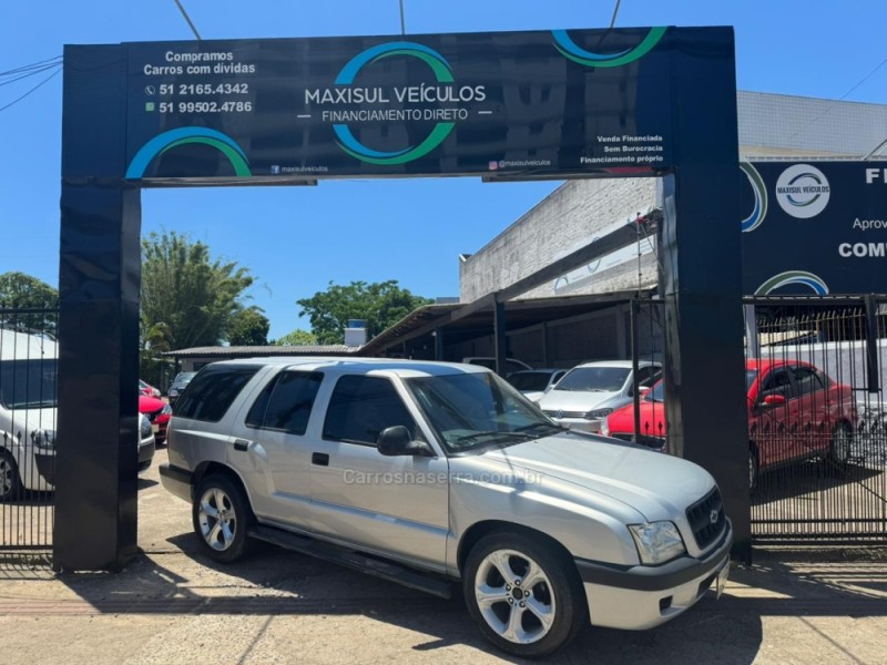 blazer 2.4 mpfi 4x2 8v gasolina 4p manual 2004 gravatai