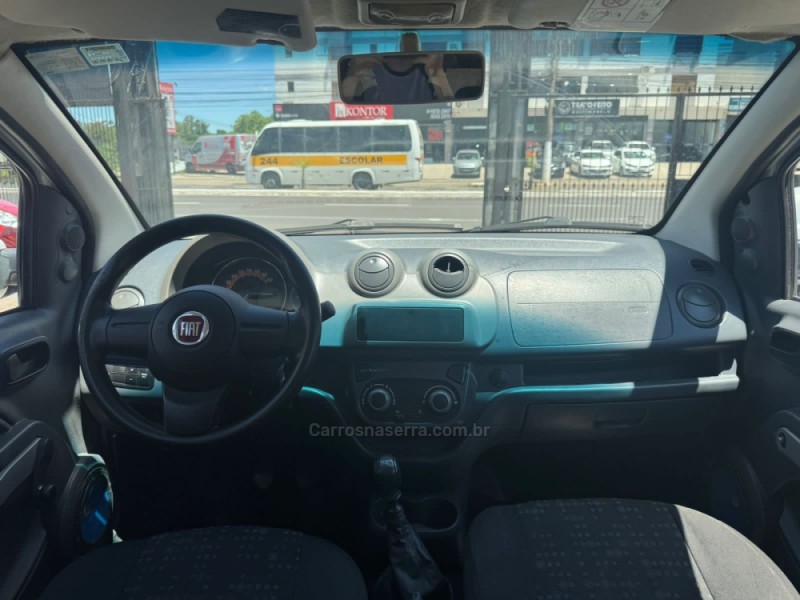 UNO 1.0 EVO VIVACE 8V FLEX 2P MANUAL - 2015 - GRAVATAí