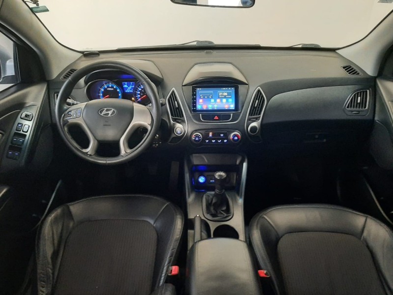 IX35 2.0 MPI 4X2 16V GASOLINA 4P MANUAL - 2011 - CAXIAS DO SUL