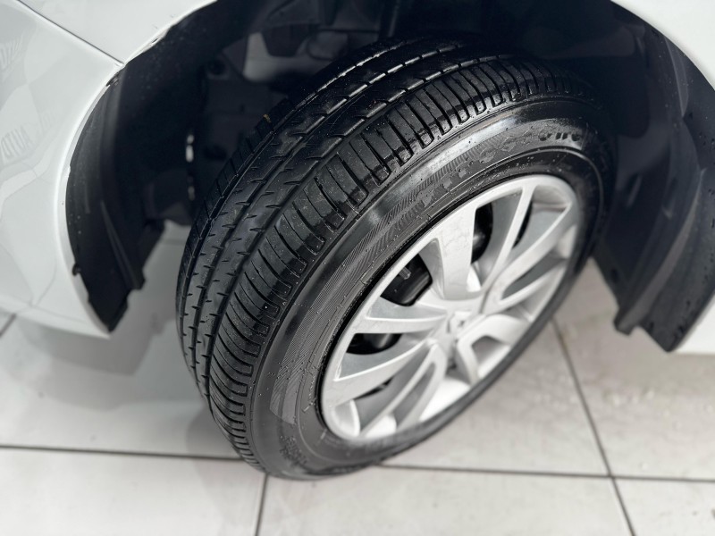 LOGAN 1.0 EXPRESSION 16V FLEX 4P MANUAL - 2016 - CAXIAS DO SUL