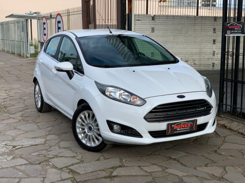 FIESTA 1.6 TITANIUM HATCH 16V FLEX 4P AUTOMÁTICO - 2015 - CAXIAS DO SUL