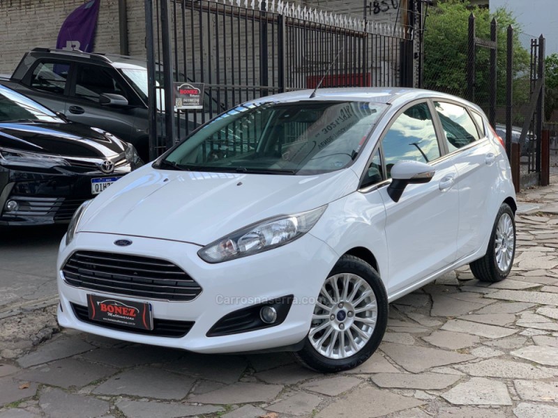 FIESTA 1.6 TITANIUM HATCH 16V FLEX 4P AUTOMÁTICO - 2015 - CAXIAS DO SUL