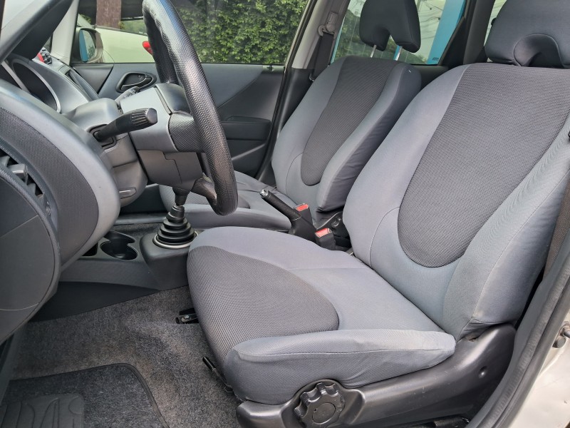 FIT 1.4 LX 8V FLEX 4P MANUAL - 2006 - SãO SEBASTIãO DO CAí