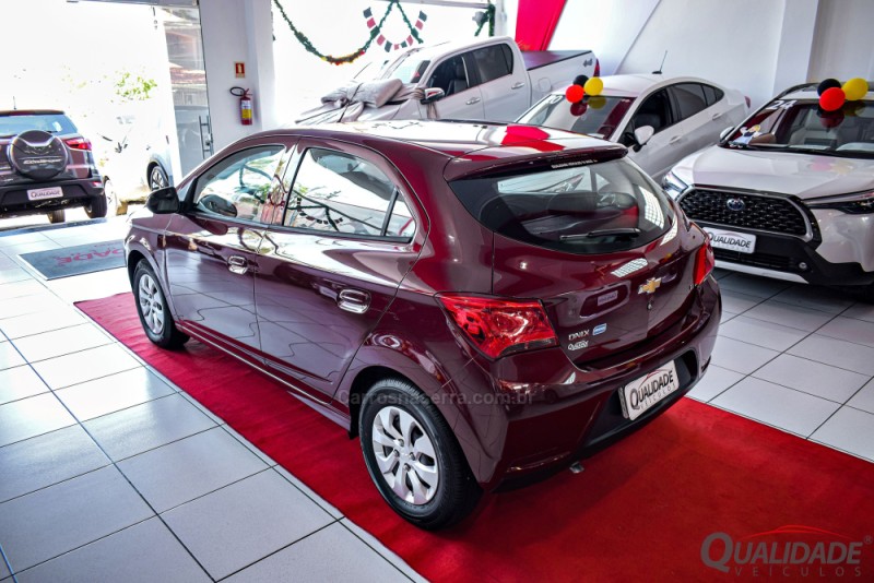 ONIX 1.0 MPFI LT 8V FLEX 4P MANUAL - 2018 - SANTA CRUZ DO SUL