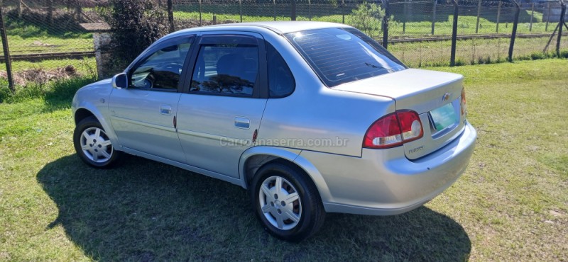 CLASSIC 1.0 MPFI LS 8V FLEX 4P MANUAL - 2012 - VACARIA