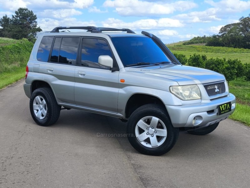 PAJERO TR4 2.0 4X4 16V 131CV GASOLINA 4P MANUAL - 2004 - CAXIAS DO SUL
