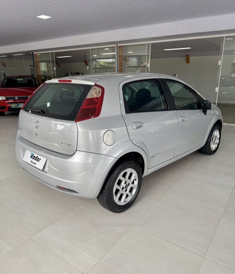 PUNTO 1.4 ELX 8V FLEX 4P MANUAL - 2008 - VILA FLORES