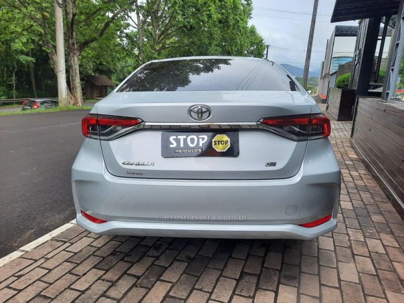 COROLLA 2.0 XEI 16V FLEX 4P AUTOMÁTICO - 2022 - DOIS IRMãOS
