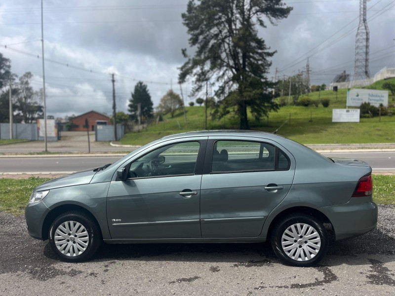 VOYAGE 1.0 MI 8V FLEX 4P MANUAL - 2011 - FARROUPILHA