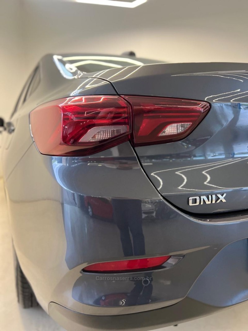 ONIX 1.0	LTZ PLUS 12V TURBO FLEX 4P AUTOMÁTICO - 2024 - NOVO HAMBURGO