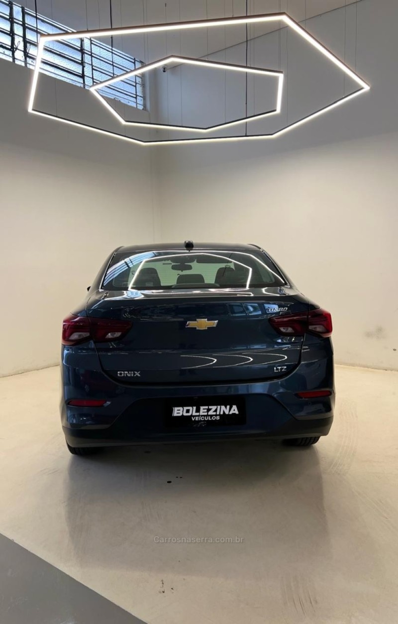 ONIX 1.0	LTZ PLUS 12V TURBO FLEX 4P AUTOMÁTICO - 2024 - NOVO HAMBURGO