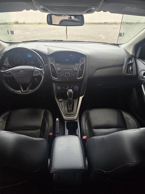 FOCUS 2.0 SE SEDAN 16V FLEX 4P AUTOMÁTICO - 2018 - FARROUPILHA