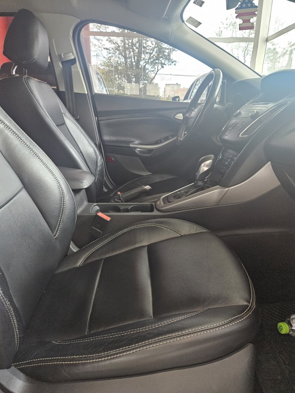 FOCUS 2.0 SE SEDAN 16V FLEX 4P AUTOMÁTICO - 2018 - FARROUPILHA