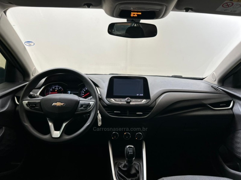 ONIX 1.0 LT 12V TURBO FLEX 4P MANUAL - 2022 - NOVO HAMBURGO