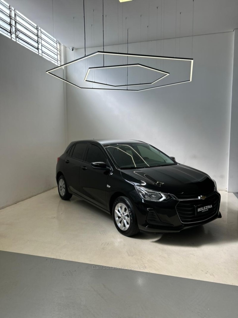 ONIX 1.0 LT 12V TURBO FLEX 4P MANUAL