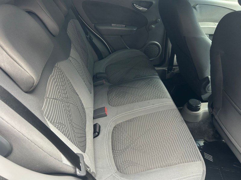PALIO 1.4 MPI ATTRACTIVE 8V FLEX 4P MANUAL - 2012 - TRêS COROAS