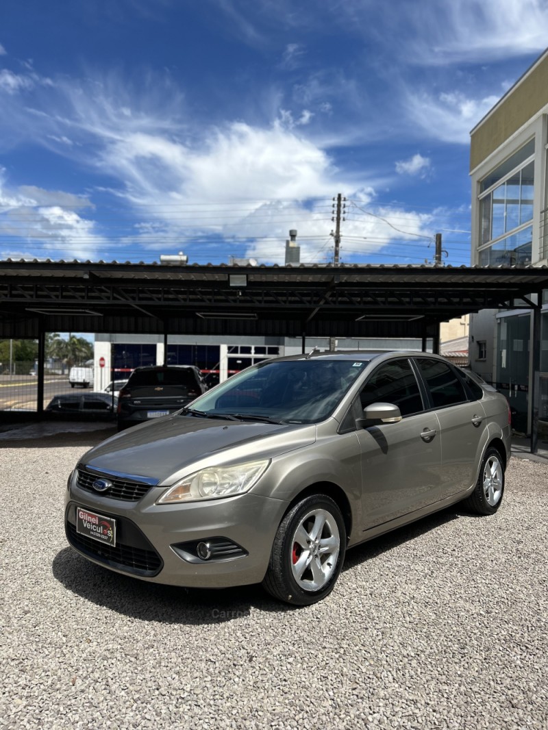 FOCUS 2.0 GHIA SEDAN 16V GASOLINA 4P MANUAL - 2009 - CARAZINHO