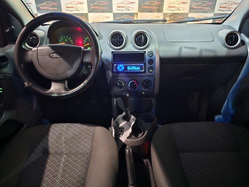 FIESTA 1.0 MPI 8V GASOLINA 4P MANUAL - 2005 - CAXIAS DO SUL
