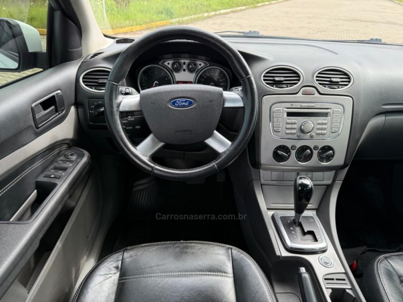 FOCUS 2.0 16V FLEX 4P AUTOMÁTICO - 2013 - IVOTI