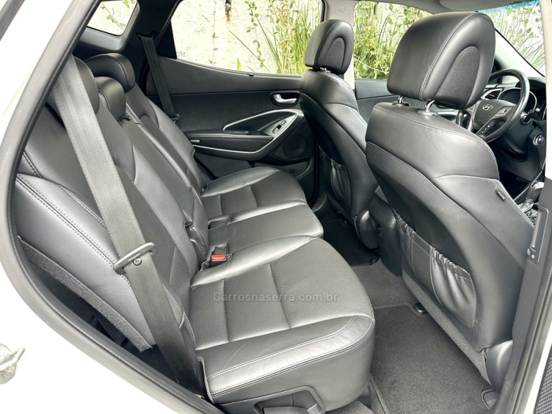 SANTA FÉ 3.3 MPFI 4X4 7 LUGARES V6 270CV GASOLINA 4P AUTOMÁTICO - 2015 - SAPIRANGA