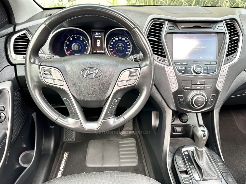 SANTA FÉ 3.3 MPFI 4X4 7 LUGARES V6 270CV GASOLINA 4P AUTOMÁTICO - 2015 - SAPIRANGA