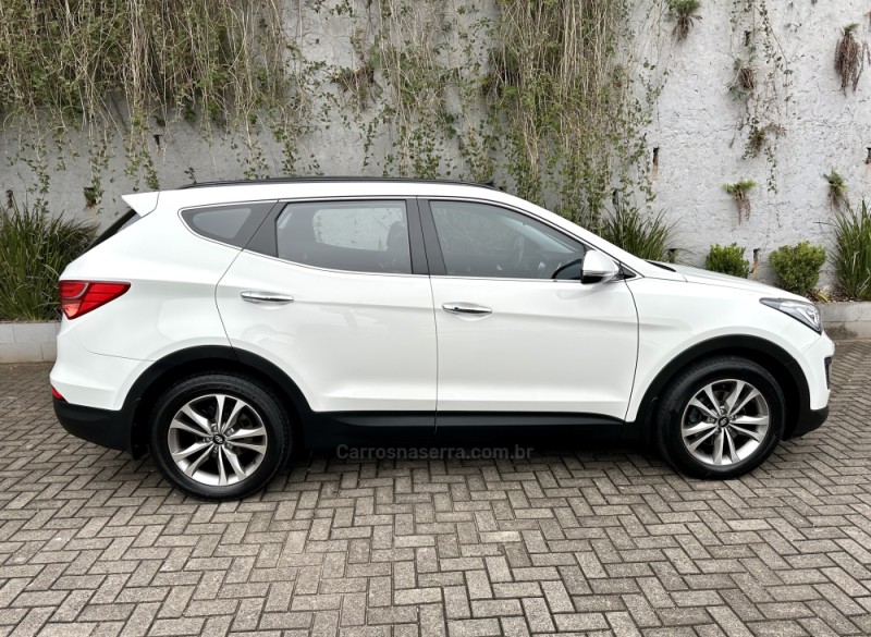 SANTA FÉ 3.3 MPFI 4X4 7 LUGARES V6 270CV GASOLINA 4P AUTOMÁTICO - 2015 - SAPIRANGA