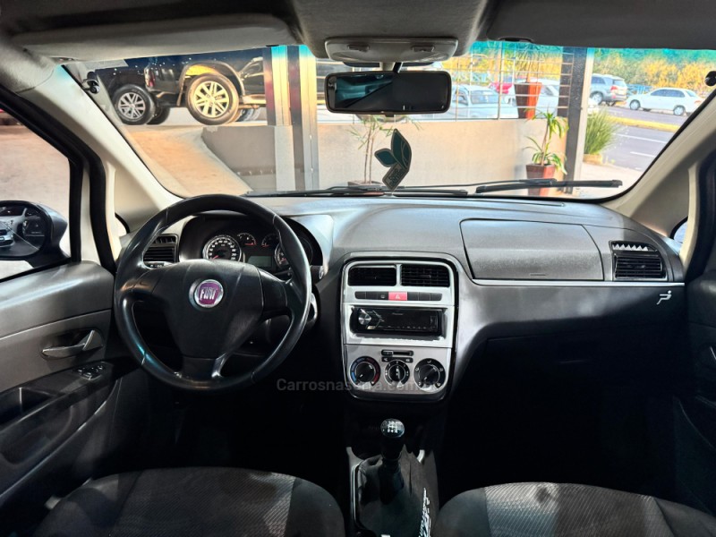 PUNTO 1.4 ELX 8V FLEX 4P MANUAL - 2010 - CAMPO BOM