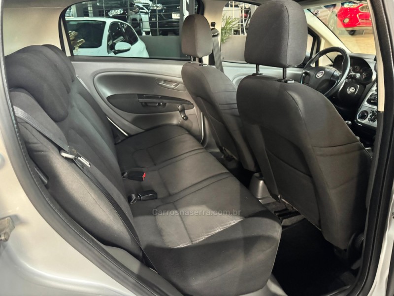 PUNTO 1.4 ELX 8V FLEX 4P MANUAL - 2010 - CAMPO BOM