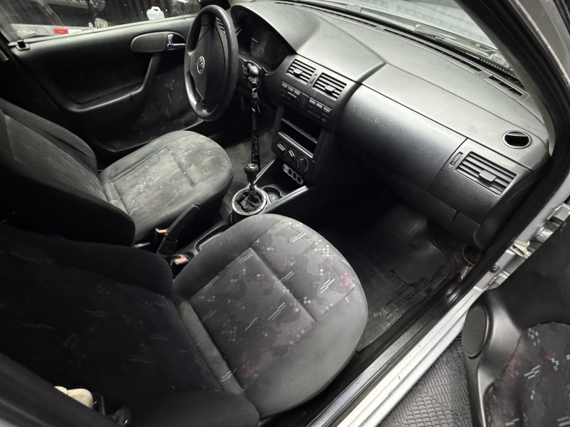 GOL 1.0 MI PLUS 16V GASOLINA 4P MANUAL G.III - 2001 - CAXIAS DO SUL