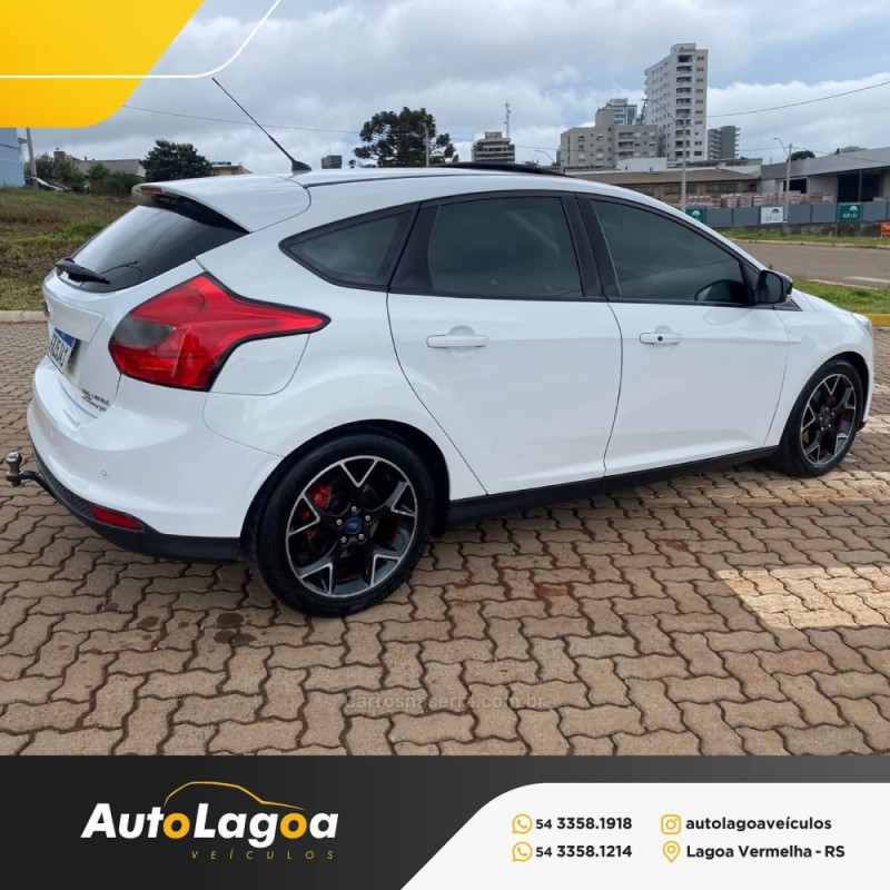 FOCUS 2.0 TITANIUM HATCH 16V FLEX 4P AUTOMÁTICO - 2014 - LAGOA VERMELHA