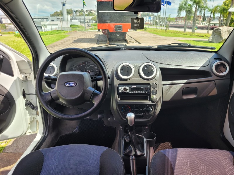 KA 1.0 MPI 8V FLEX 2P MANUAL - 2013 - CARLOS BARBOSA