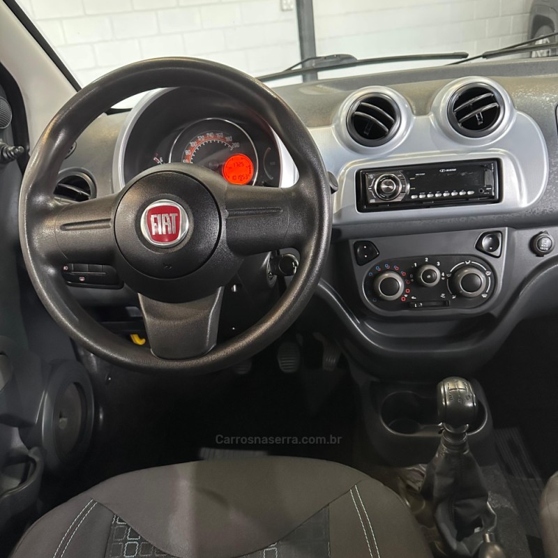 UNO 1.0 EVO WAY 8V FLEX 2P MANUAL - 2013 - NOVO HAMBURGO