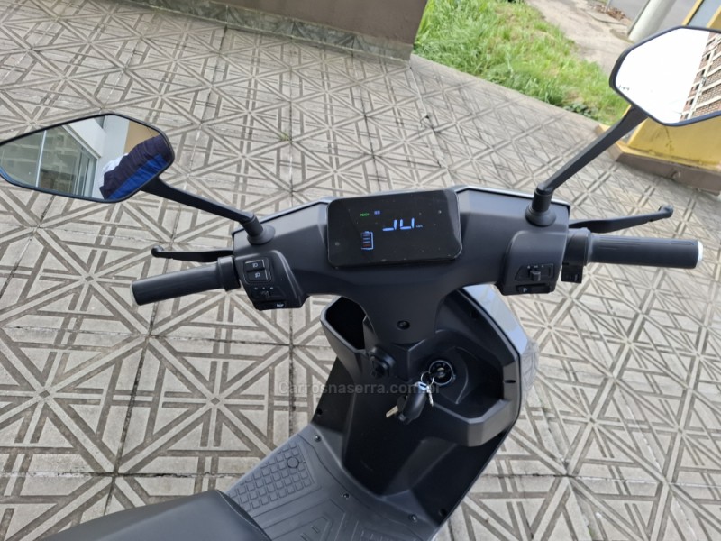 SCOOTER ELÉTRICA  - 2024 - CAXIAS DO SUL