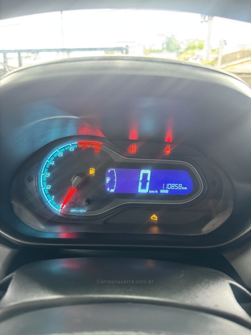ONIX 1.0 LT 12V FLEX 4P MANUAL - 2015 - CAXIAS DO SUL
