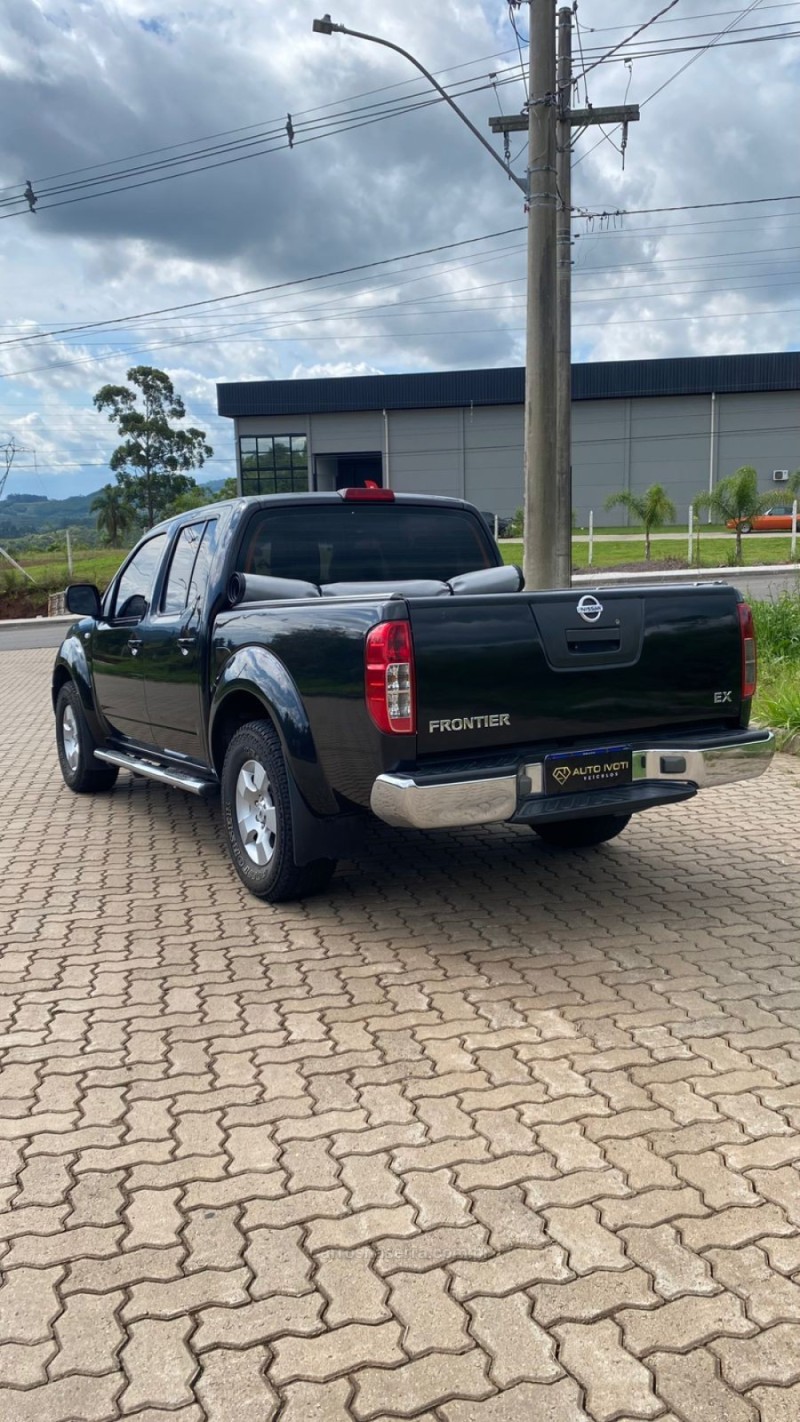 FRONTIER 2.5 SE 4X2 CD TURBO ELETRONIC DIESEL 4P MANUAL - 2013 - IVOTI