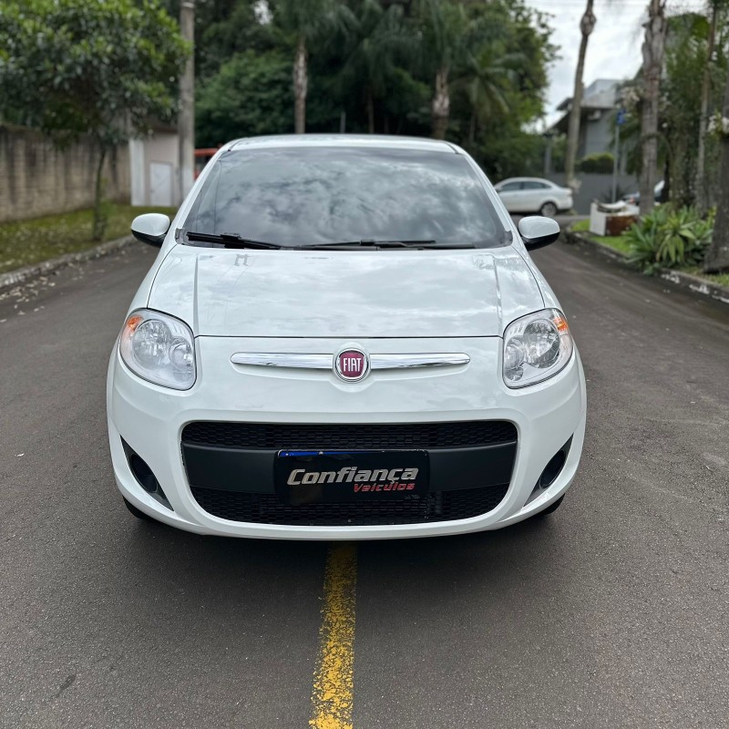 PALIO 1.0 MPI ATTRACTIVE 8V FLEX 4P MANUAL - 2017 - CAMPO BOM