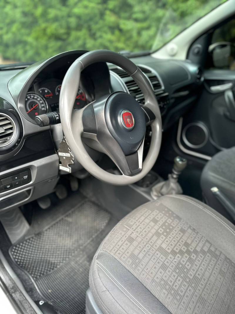 PALIO 1.0 MPI ATTRACTIVE 8V FLEX 4P MANUAL - 2017 - CAMPO BOM