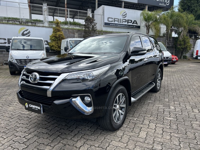 hilux sw4 2.8 srx 4x4 7 lugares 16v turbo intercooler diesel 4p automatico 2017 farroupilha